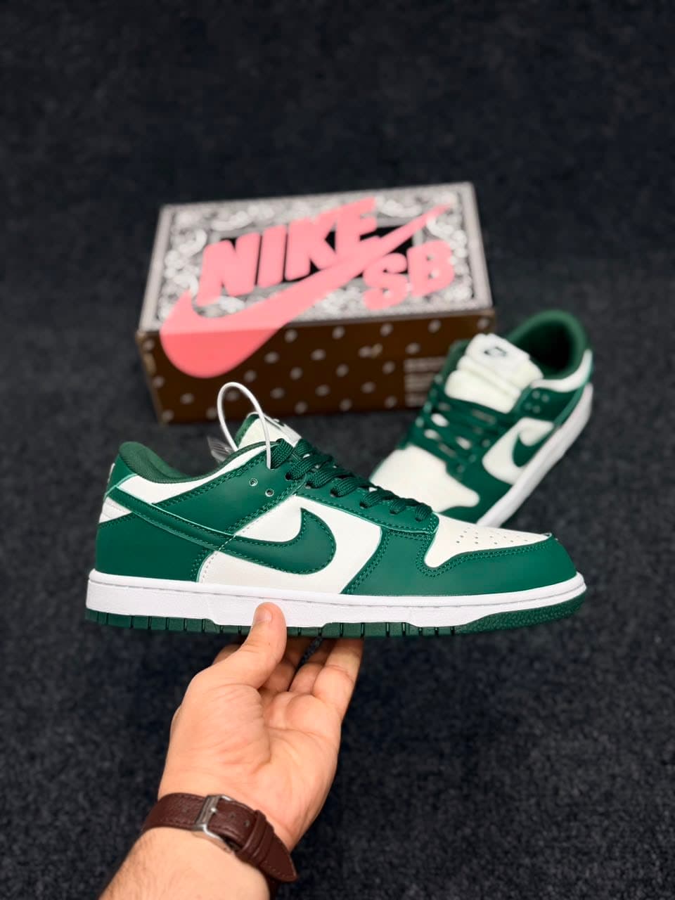 SB Dunk Panda