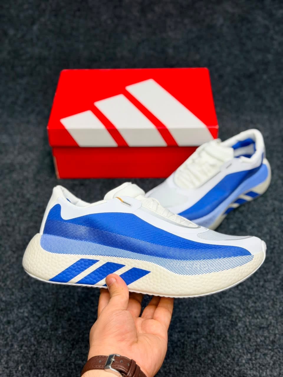 Hyperboost
