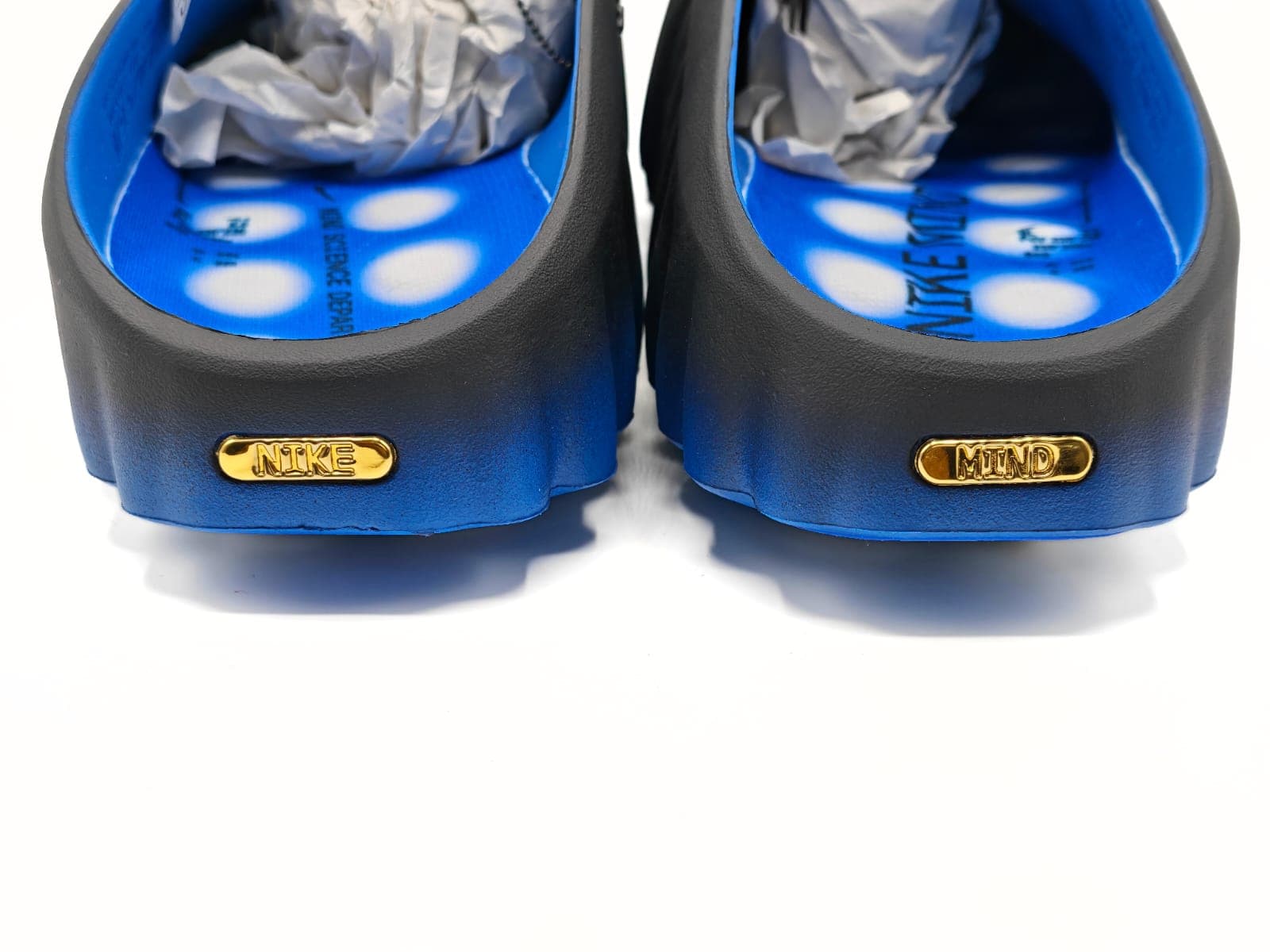 Nike mind 001