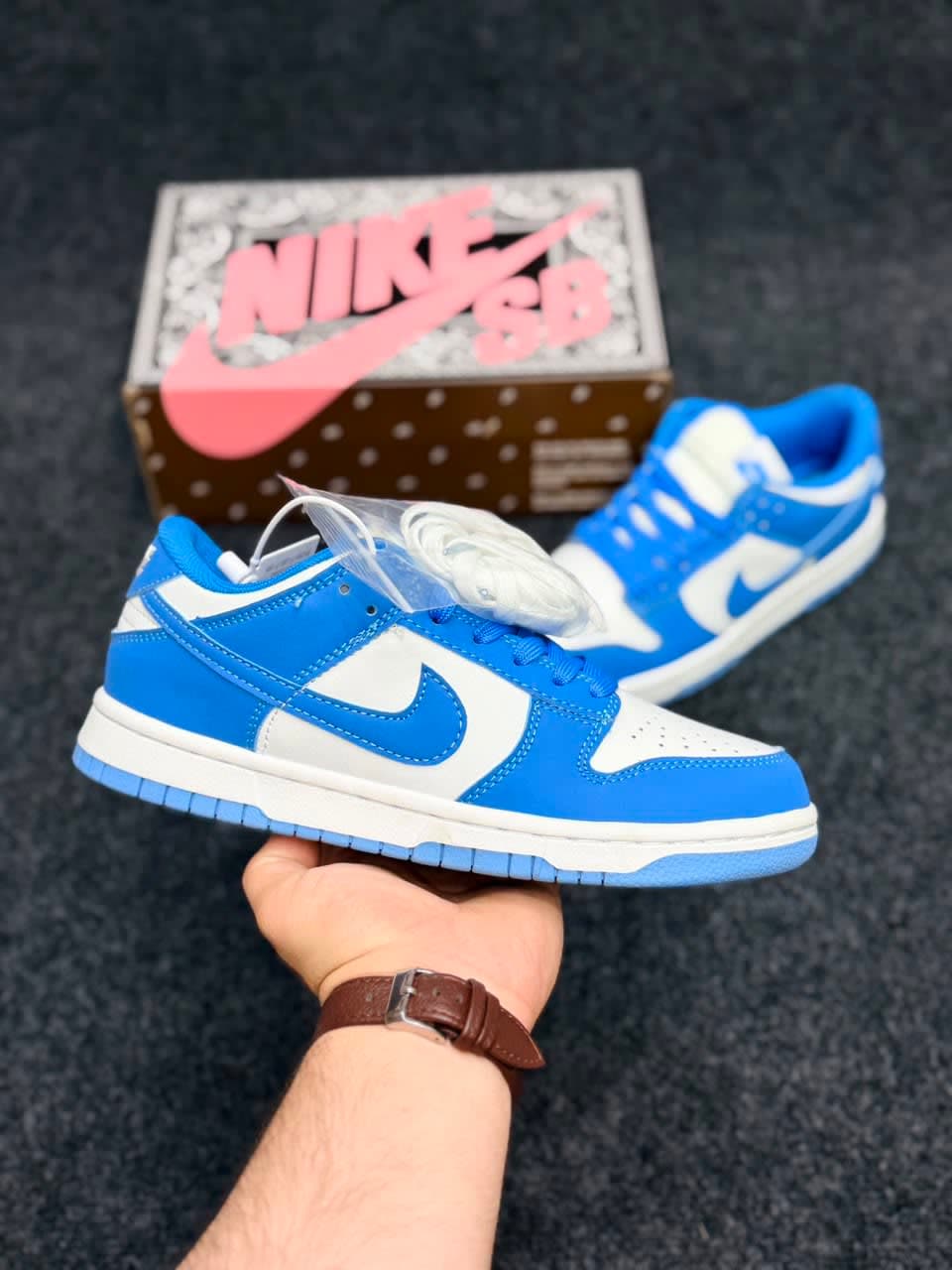 SB Dunk Panda